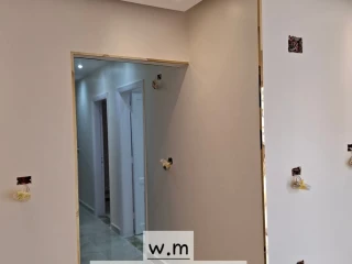 ديكورات وتشطيبات