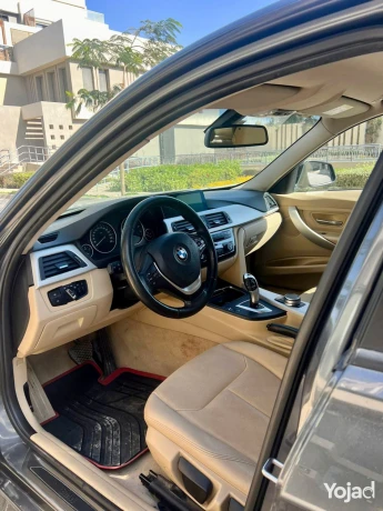 bmw-318i-2019-big-2