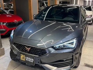 Leon Cupra