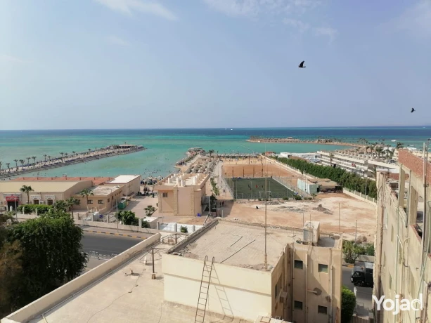 roof-llbyaa-big-1