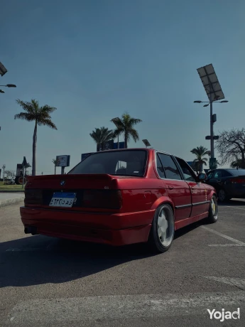 bmw-e30-modified-to-m3-big-2
