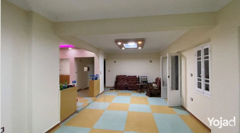 shk-llbyaa-fy-altalbyh-fysl-alryysy-aal-nasytyn-200-mtr-big-6