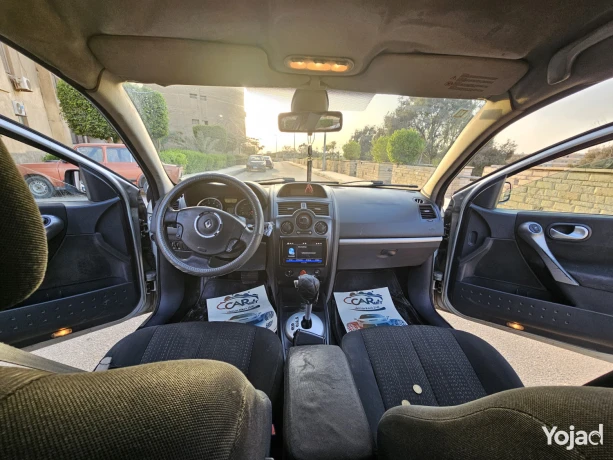 renault-megane-2006-big-3