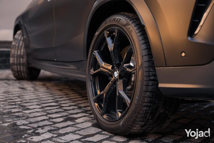 bmw-x6-m60-big-8