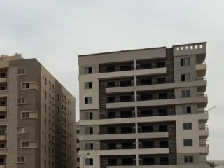 كمباوند المعادي ڤالي