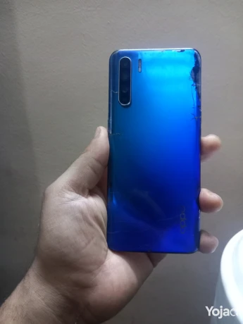 oppo-reno3128-8-big-2