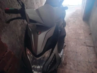 اوسكوتر حوا R8