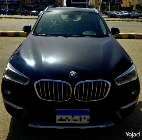 bmw-x1-f48-big-0