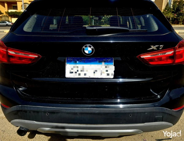 bmw-x1-f48-big-4