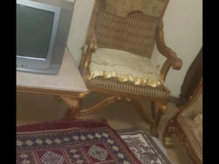 صالون ٢ كنبه و٢ كرسي