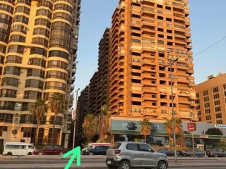 ارض ١٢٦٠ متر للبيع او المشاركه كورنيش