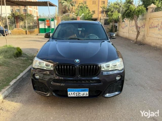 سياره بي ام دبليو فابريكا