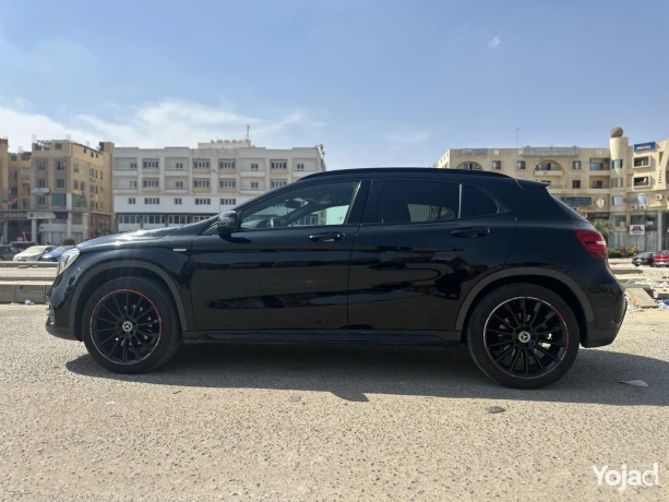 mercedes-gla-200-2020-big-1