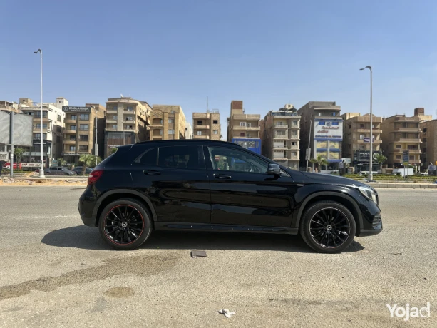 mercedes-gla-200-2020-big-2