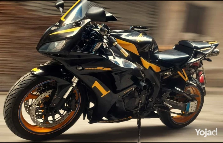 llbyaa-motosykl-honda-cbr1000rr-modyl-2007-alrkhs-sary-ht-big-5