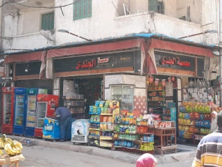 محل للايجار بواجهة تجارية ممتازة في قلب الحركة