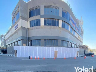 محل بالتجمع الاول