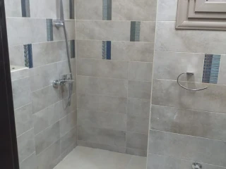 شقة ٢٤٠ متر للايجار في شارع المحطة الجيزة