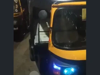 توكتوك ٢١٠٣