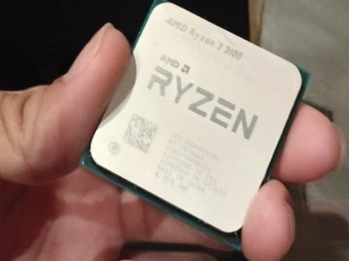 معالج رايزن ryzen 3 3100 يعادل i5-10400