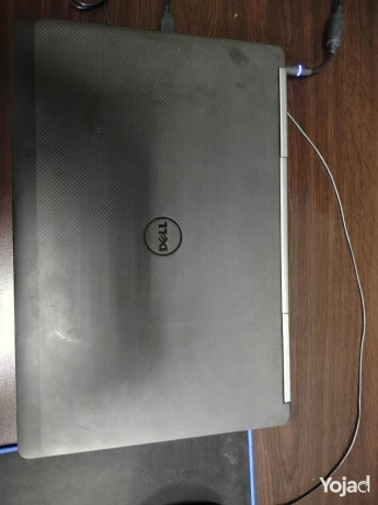 dell-precision-7720-big-5