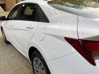 متاح سيارة مستعمله (هيونداي النتراCR7)