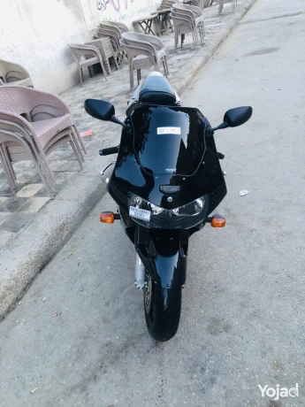 honda-cbr919-big-6
