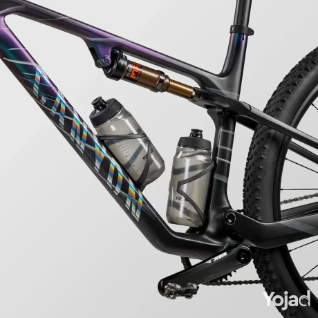 2025-canyon-lux-world-cup-cfr-mach874-mountain-bike-big-3