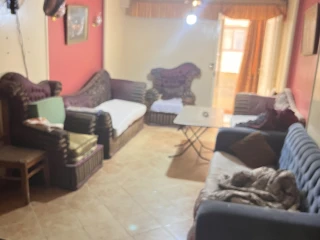 شقه يالدور الاول ابوقير بالاسكندريه مساحه كبيره