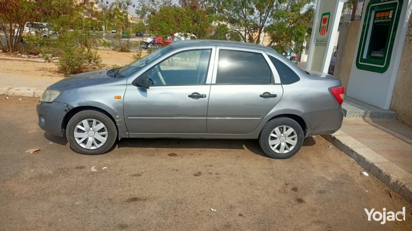syarh-lada-granta-rosy-2016-big-7