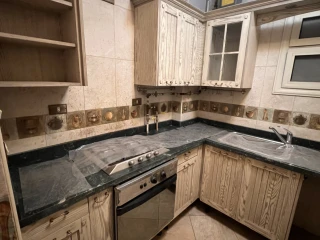مطبخ عمولة للبيع