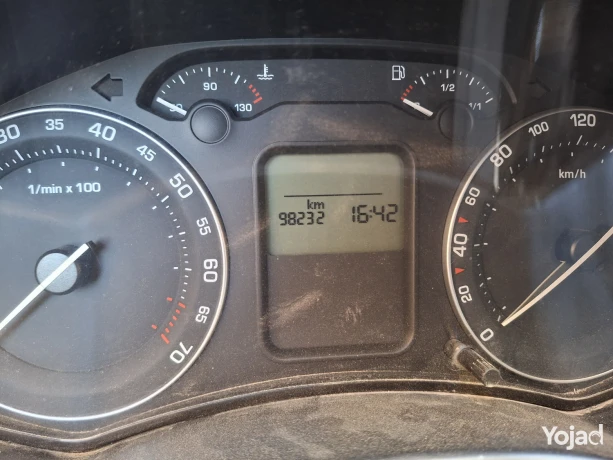 skoda-a5-2008-big-1