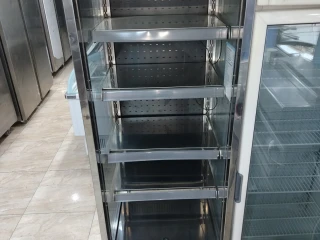 موظفة تسويق