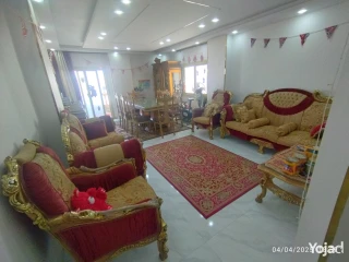 صالون مدهب بالترابيزه والرخامه