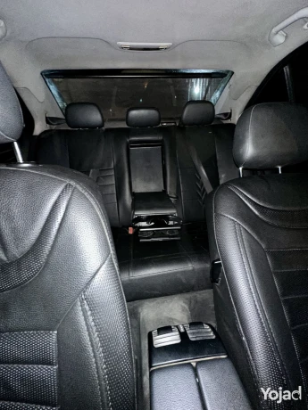 mercedes-benz-w204-c200-big-10
