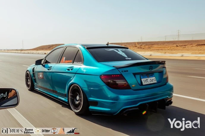 mercedes-benz-w204-c200-big-5