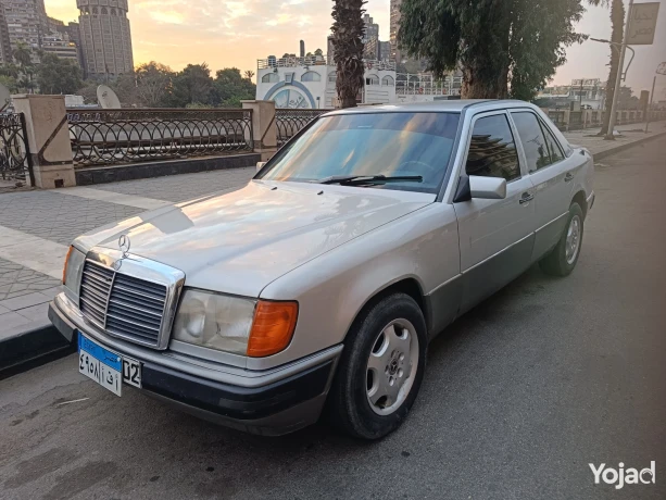 agml-oaslm-zlmk-f-msr-fabryk-lhoa-alhlat-alnadr-big-12