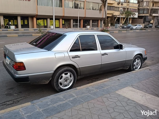 agml-oaslm-zlmk-f-msr-fabryk-lhoa-alhlat-alnadr-big-7