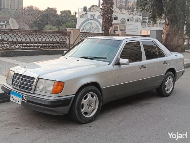 agml-oaslm-zlmk-f-msr-fabryk-lhoa-alhlat-alnadr-big-5