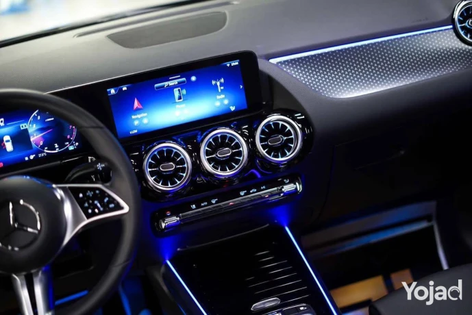 mercedes-benz-b200-facelift-big-6