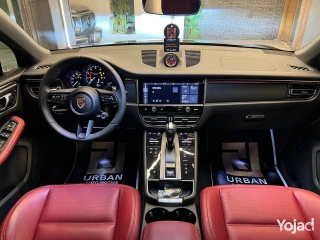 Porsche Macan T