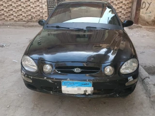 كيا شوما 1999