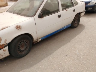 سيارة للبيع اوبل فيكترا موديل 96