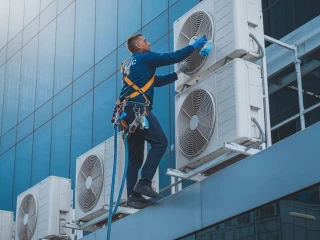 صيانة شارب للتكييفات بجليم 01220261030