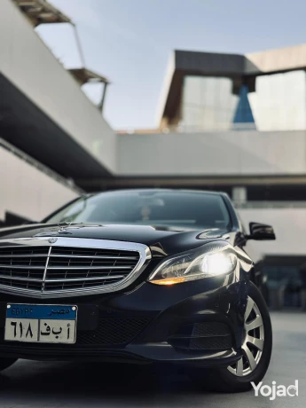 mercedes-benz-e200-2014-big-0