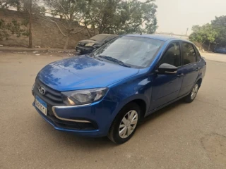 بيع سيارة بسعر لقطه