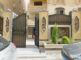 شقه تشطيب التراا موقع مميز سعر خيالي