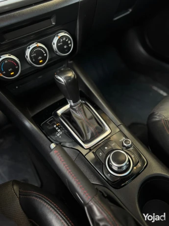 mazda-3-2015-big-8