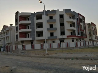 شقة للبيع بمدينة الشروق