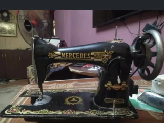 ماكينه خياطه
